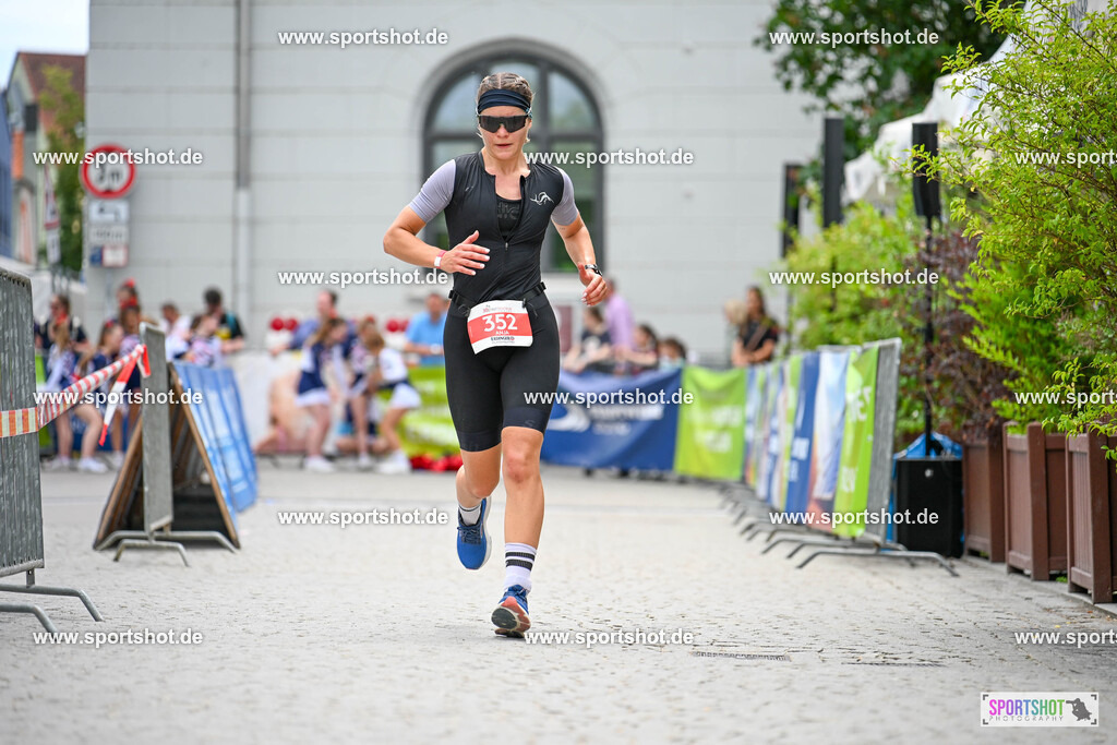 SZI_8245 | Stadttriathlon Erding 2025. #yourpictrs #sportshot_your_pictrs @Sportshotphotography #stadttriathlonerding Copyright: www.sportshot.de