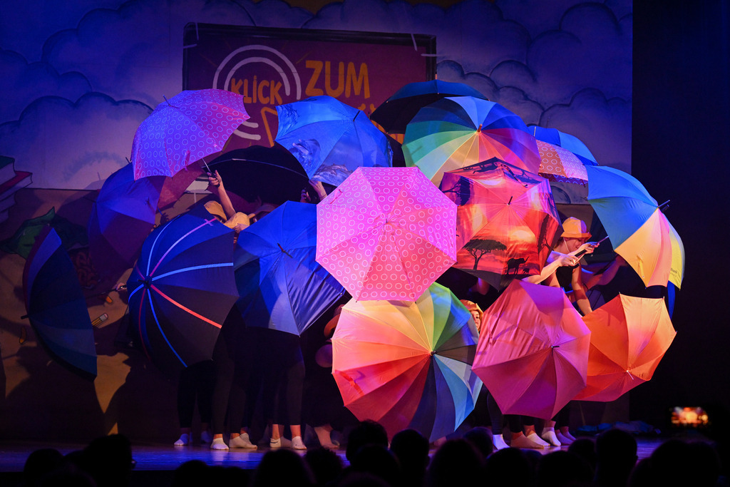 18. November 2022 - Abendundunterhaltung TV/DTV Neftenbach | 18. November 2022 / MZH Auenrain, Neftenbach
Abendundunterhaltung TV/DTV Neftenbach
Motto: Klick zum Glück
Bild: Sportfotografie Markus Aeschimann | www.markus-aeschimann.ch - Realisiert mit Pictrs.com