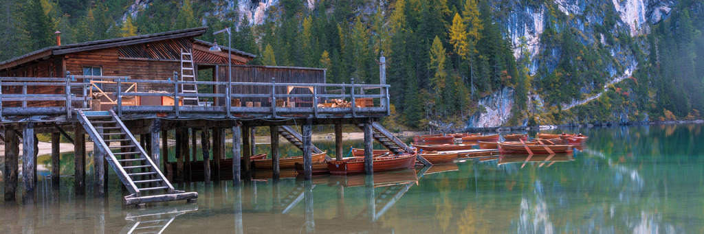 pragser_Wildsee-99 | <div id="allefotografen-seal-verified-green"></div><script src="https://www.allefotografen.de/956728/seal-verified-green/seal.js" async="async"></script> - Realisiert mit Pictrs.com