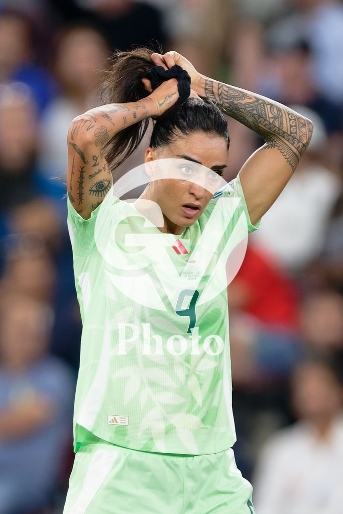 England v Italy - UEFA Women's EURO 2025 Semi-Final | GENEVA, SWITZERLAND - JULY 22:  Martina Piemonte of Italy looks on  during the UEFA Women's EURO 2025 Semi-Final match between England and Italy at Stade de Geneve on July 22, 2025 in Geneva, Switzerland. (Photo by Giuseppe Velletri/Sports Press Photo/Getty Images)