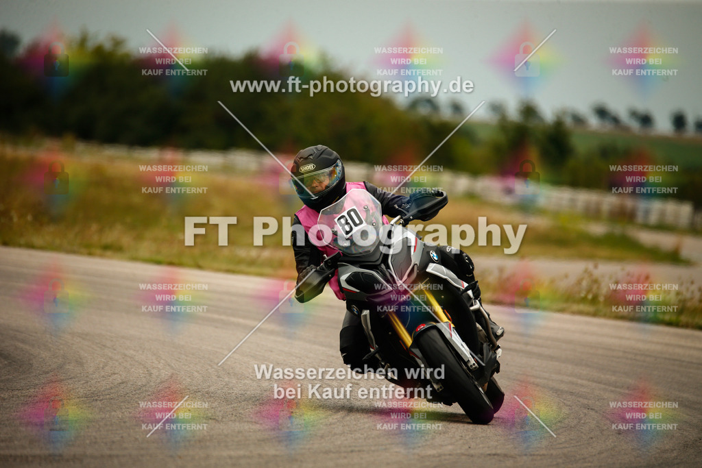 _MOT6822 | Hier findet Ihr Bilder von Touristenfahrten auf der Nürburgring Nordschleife oder von anderen Veranstaltungen die ich besucht habe. Viel Spass beim Durch Schauen 