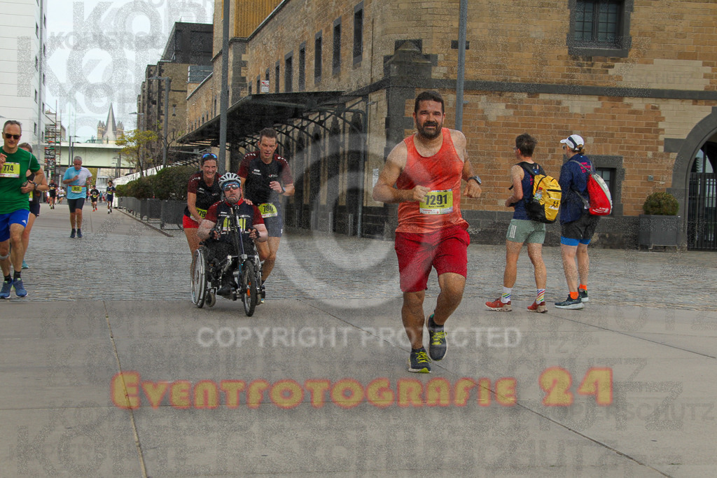 250920_1322_EV4_5347 | Sportfotografie im Rhein-Sieg Kreis, Köln, Bonn, NRW, Rheinland Pfalz, Hessen, etc. Unser Tätigkeitsfeld umfasst den Laufsport vom Volkslauf über den Marathon, Duathlon, Triathon bis zum Ultralauf wie Kölnpfad Ultra oder Schindertrail.