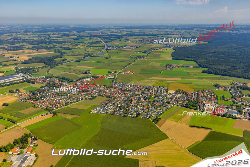 Das Luftbild zeigt :  Anzing - Die Luftaufnahme wurde 2024 vom UL-Flugzeug aus erstellt ( keine Drohne ) - Hochauflösende Luftaufnahme - Für grossformatige Ausdrucke geeignet. Die Geschenkidee !Mit Lizenz und Bildrechte bestellbar