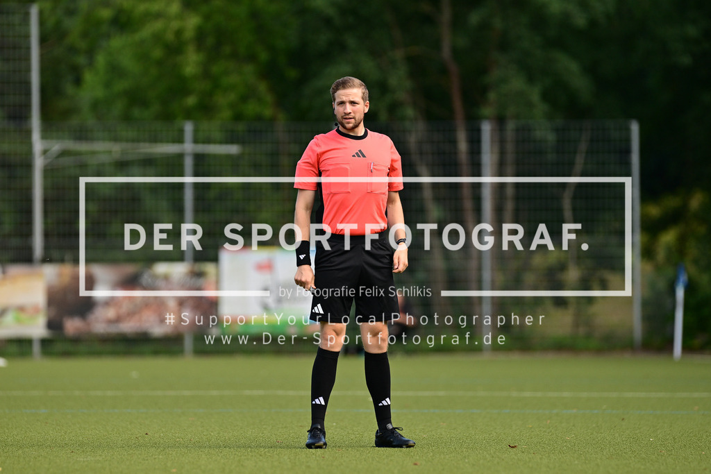 Fußball I Herren I Saison 2025-2026 I Oberliga I 1. Spieltag I FC Süderelbe - TSV Sasel I 71562 | Der Sportfotograf. - Realized with Pictrs.com