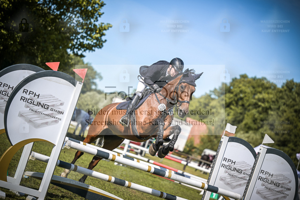 DOS_0895 | Entdecke hochwertige Reitturnierfotos von Foto Oger. Professionell, emotional und authentisch – jetzt Lieblingsmomente im Shop bestellen. - Realisiert mit Pictrs.com