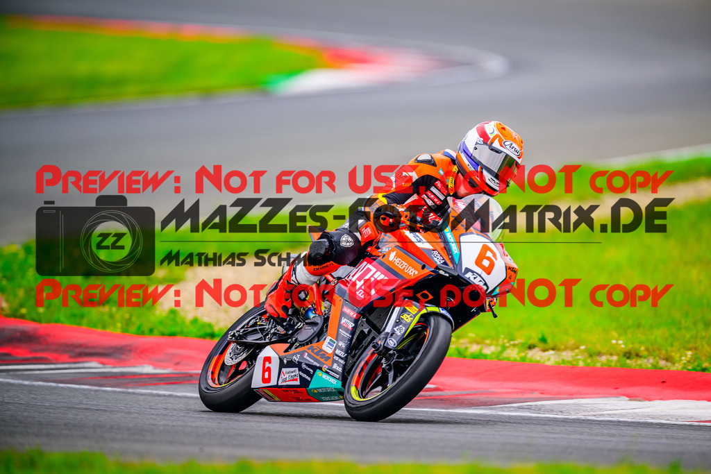 MaZZes_FotoMatrix_240602_6007705_9234 | SSP300