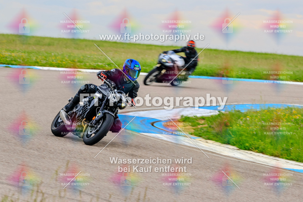 MotoTeam-1760 | Hier findet Ihr Bilder von Touristenfahrten auf der Nürburgring Nordschleife oder von anderen Veranstaltungen die ich besucht habe. Viel Spass beim Durch Schauen 