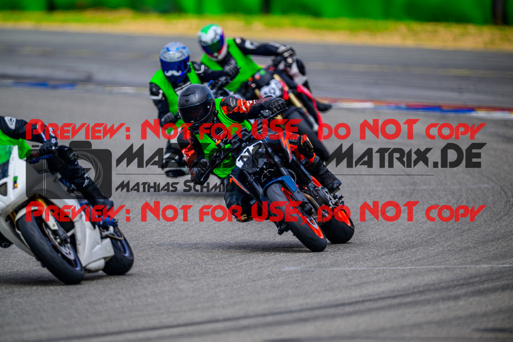 MaZZes_Fotomatrix_20250609_6007705_0200-3 | INST