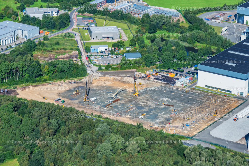 Stade_Airbus_Baustelle_König_ELS_4893280823 | STADE 28.08.2023 Baustelle mit Pfahlgründung auf dem Airbus Werksgelände zum Neubau einer Logistikhalle in Stade im Bundesland Niedersachsen, Deutschland. Weiterführende Informationen bei: Airbus SE. // Construction site with pile foundation on the Airbus factory site for the construction of a new logistics hall in Stade in the state Lower Saxony, Germany. Further information at: Airbus SE. Foto: Martin Elsen