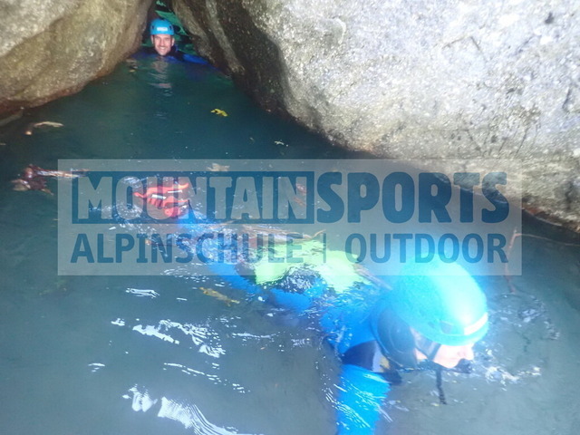 P9220090 | Bestelle die Bilder deines Berg- oder Wasser-Abenteuers mit Mountain Sports bequem von zu Hause aus direkt über unseren Online Fotoshop von pictrs.com. - Realisiert mit Pictrs.com