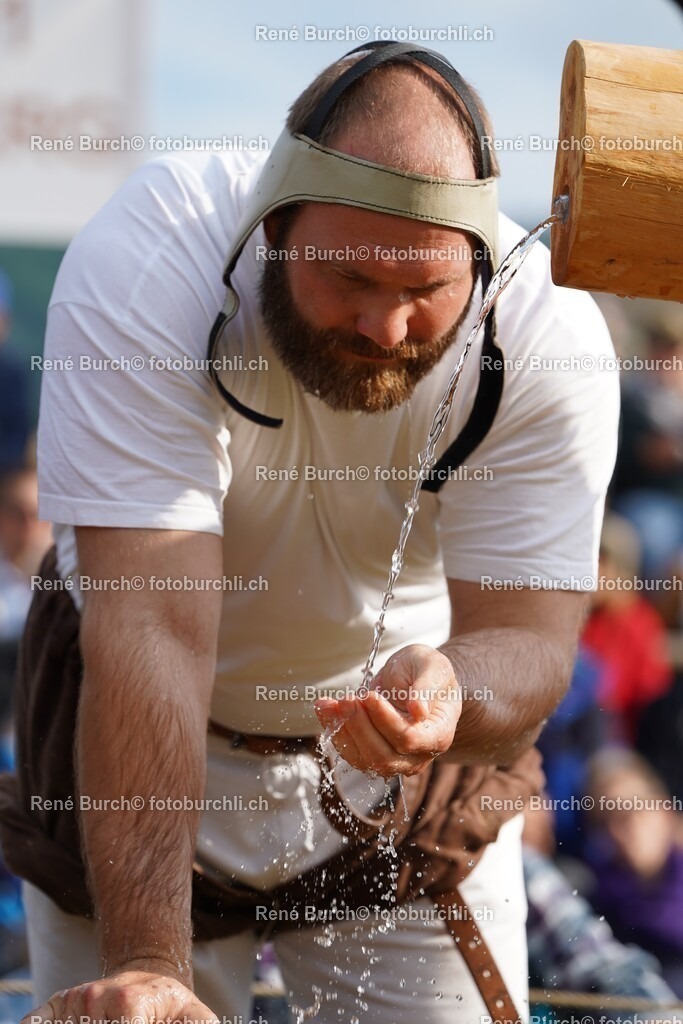 14 | René Burch leidenschaftlicher Fotograf aus Kerns in Obwalden.  Hier finden sie Sport, Landschaft und Natur Fotografie.
 - Realisiert mit Pictrs.com
