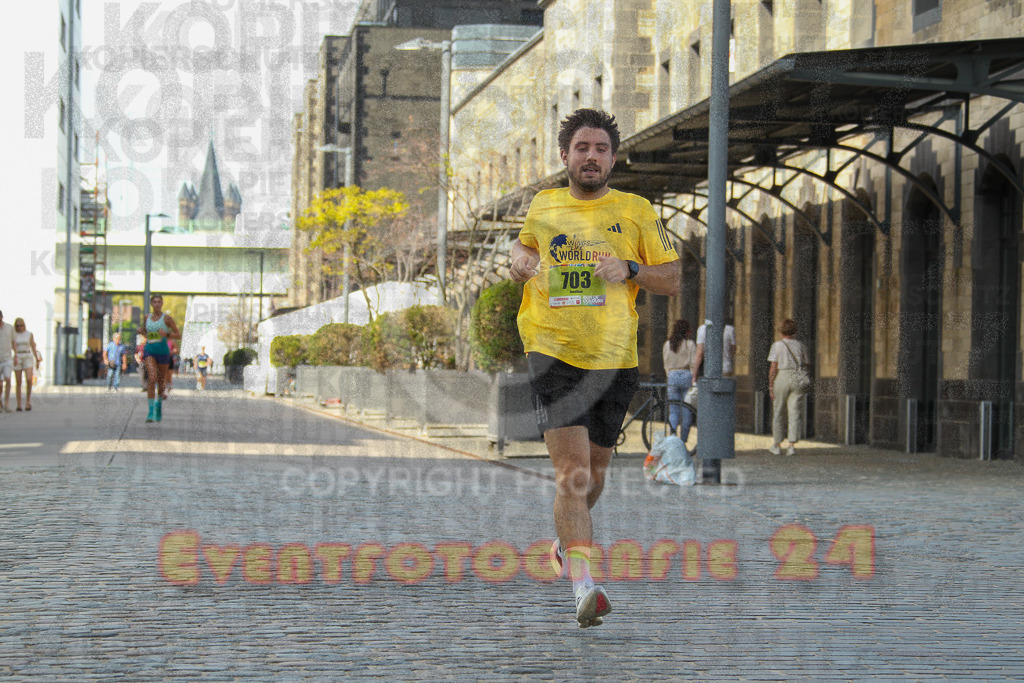 250920_1450_EV4_7247 | Sportfotografie im Rhein-Sieg Kreis, Köln, Bonn, NRW, Rheinland Pfalz, Hessen, etc. Unser Tätigkeitsfeld umfasst den Laufsport vom Volkslauf über den Marathon, Duathlon, Triathon bis zum Ultralauf wie Kölnpfad Ultra oder Schindertrail.