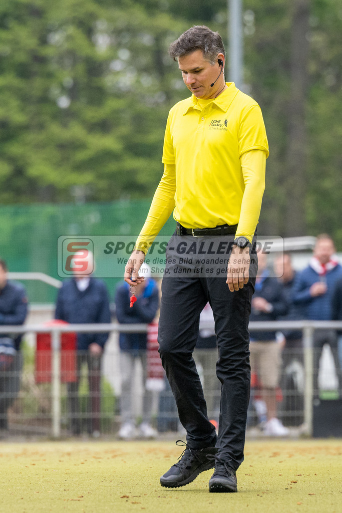 SFE_20230429_0062 | 1. Bundesliga Hockey Herren Rot-Weiss Köln - Crefelder HTC am 29.04.2023 in Köln (KTHC Stadion Rot-Weiss Köln Tennis and Hockey Club), Photo: Stephan Fehrmann 2023 (Sports-Gallery),Schiedsrichter