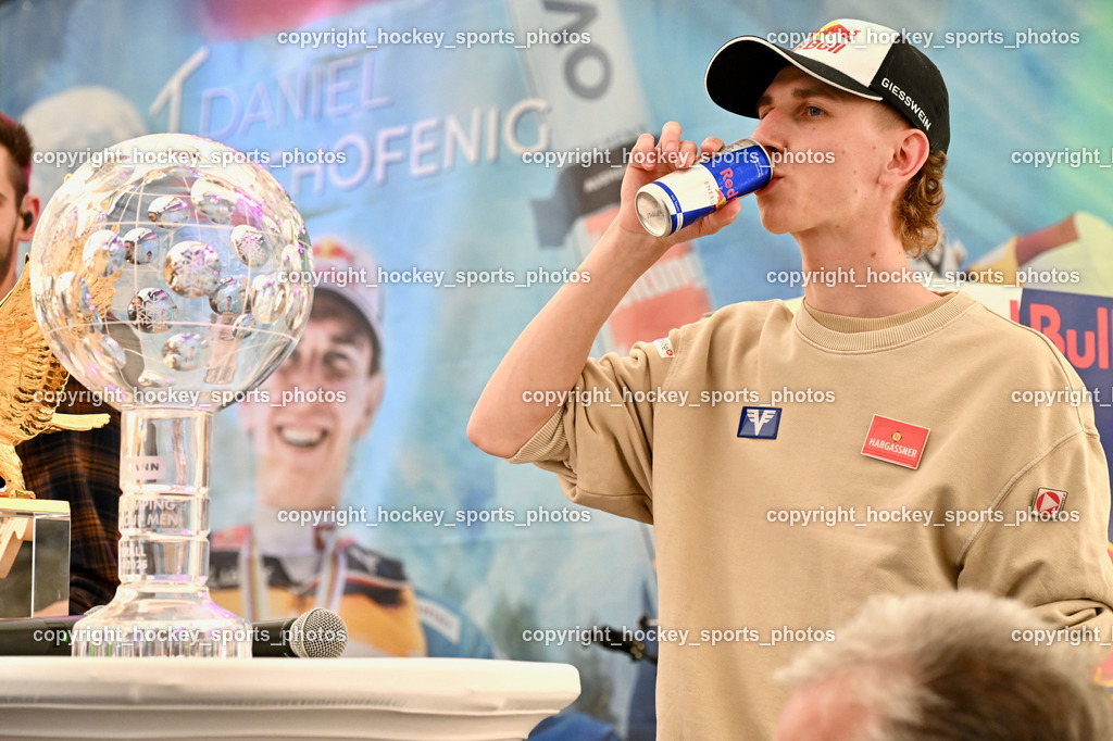 Empfang Daniel Tschofenig | Red Bull Dose, Daniel Tschofenig, Empfang Daniel Tschofenig, Weltcup Kugel, Vierschanzentournee Adler, Empfang Daniel Tschofenig am 10.05.2025 in Hohenthurn (Mehrzweckhaus Hohenthuurn), Austria, (Photo by Bernd Stefan)