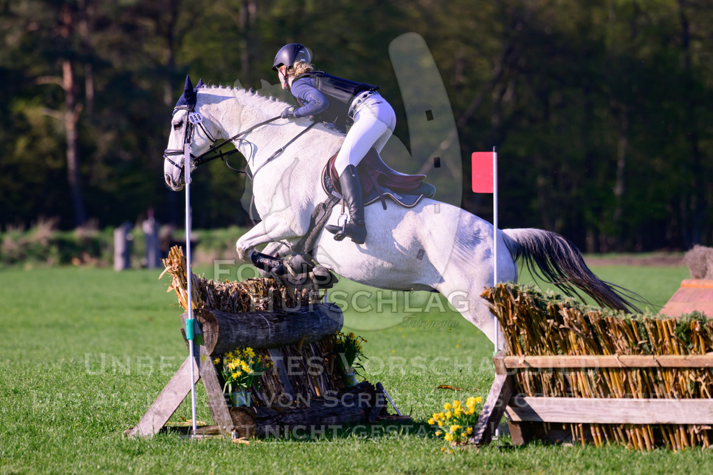 18042026-Gernlinden-04-1-1542 | Fokus Hufschlag Fotografie - Realisiert mit Pictrs.com
