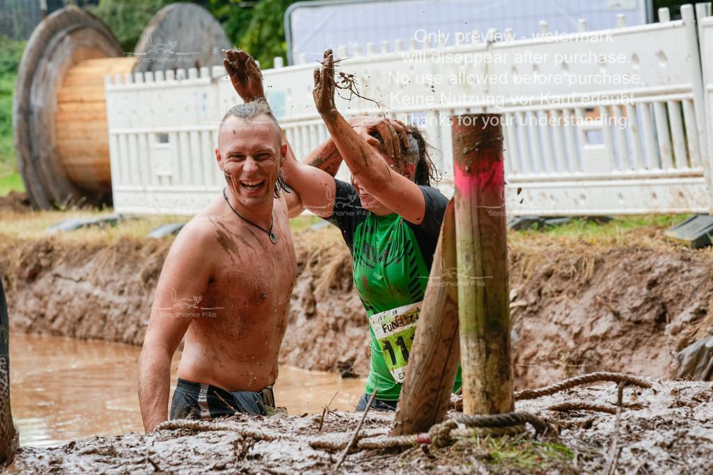 MBFL_Teil2_Schlamm2 (139 von 142) | stephaniefillaphotographie - Realisiert mit Pictrs.com