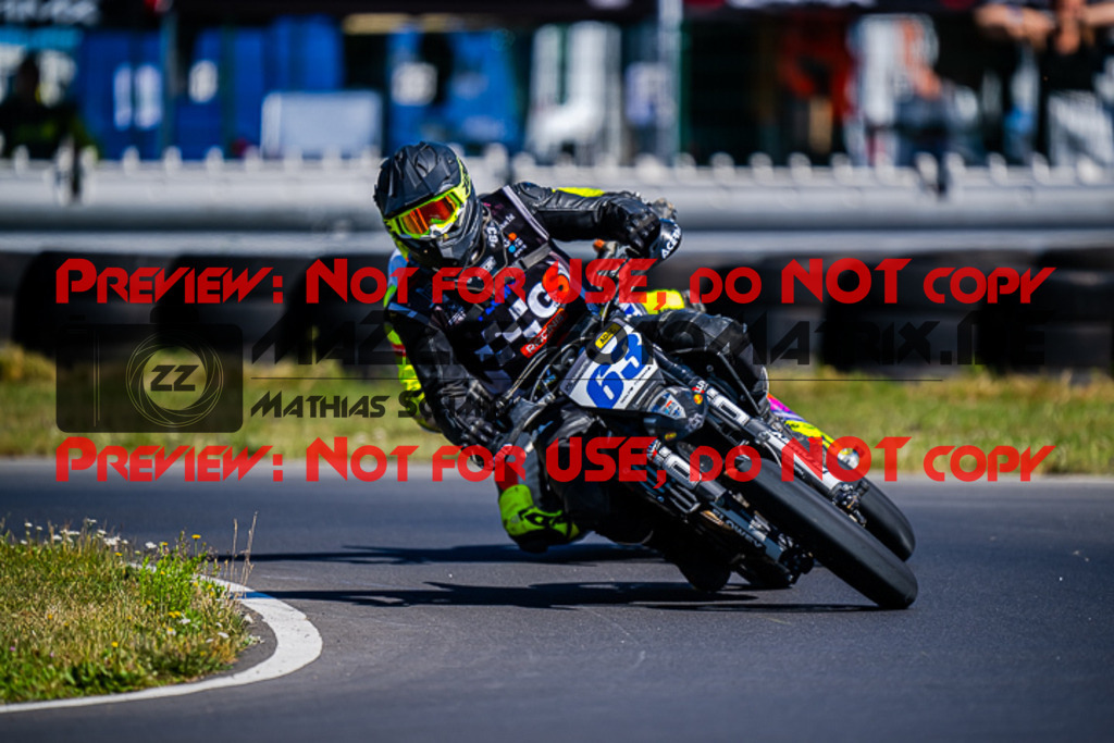 MaZZes_FotoMatrix_220703_8257 | S3