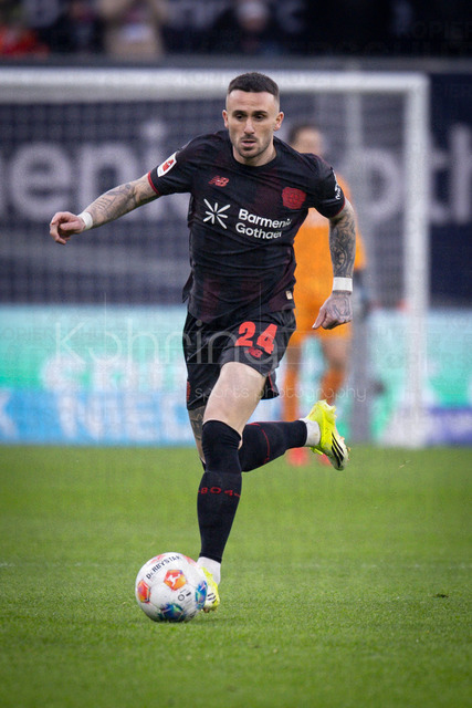 Bayer 04 Leverkusen vs. FC St. Pauli, 14.02.2026 | LEVERKUSEN, GERMANY - FEBRUARY 14:  Aleix Garcia (Bayer 04 Leverkusen, 24) during the Bundesliga match (gameday 22)  between Bayer 04 Leverkusen vs. FC St. Pauli at BayArena on February 14, 2026 in Leverkusen, Germany. (Photo by Axel Kohring/Beautiful Sports Int.)DFL REGULATIONS PROHIBIT ANY USE OF PHOTOGRAPHS AS IMAGE SEQUENCES AND/OR QUASI-VIDEO.