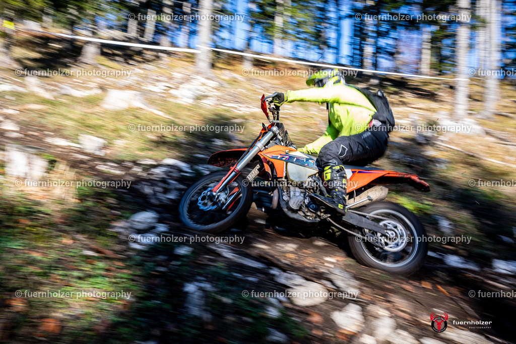 fuernholzer_241026-C1-146 | Fotografische Impressionen von der Red Stag Enduro Extreme by fuernholzer-photography.com. Endurosport in Österreich fotografisch festgehalten von fuernholzer. Auftragsfotografie für Private, Gewerbefotos und Industriefotografie. Eventfotografie, Sportfotografie und Motorsportfotografie. Anbieter von Fotoworkshops, Fototraining, fotografischen Vorträgen und Fotoseminaren.