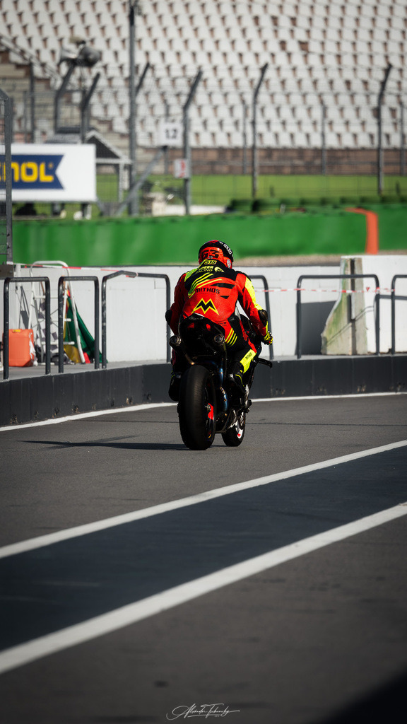 Ducati Trackday Hockenheimring 2026 | Entdecken Sie die faszinierende Welt von Alexander Tschuncky Arts: Kreative Fotografie, atemberaubende Automobilkunst und hochwertiger Bilderdruck. Lassen Sie sich inspirieren! - Realisiert mit Pictrs.com