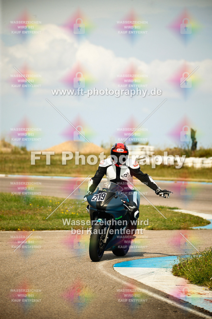 _MOT6241 | Hier findet Ihr Bilder von Touristenfahrten auf der Nürburgring Nordschleife oder von anderen Veranstaltungen die ich besucht habe. Viel Spass beim Durch Schauen 