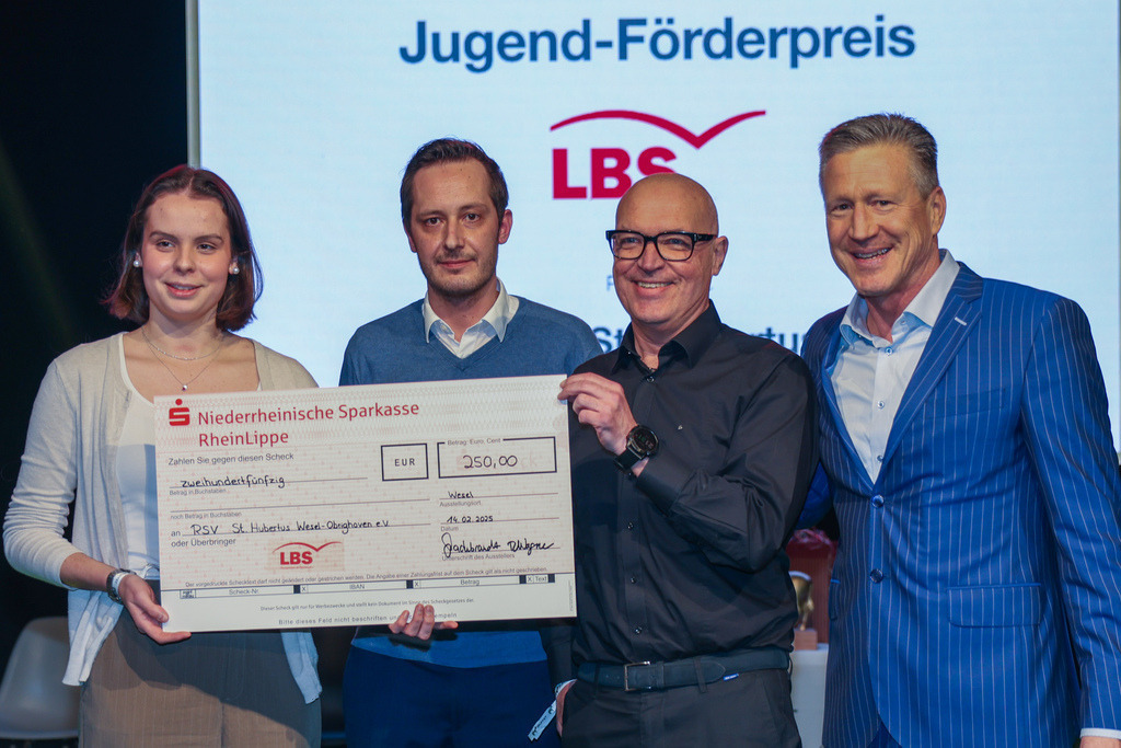 top-top.de250214-222 | Die 3. Weseler SportNacht, die große Sportgala mit Ehrungen der Weseler Sportler des Jahres 2024 findet am Freitag, den 14.02.2025 im Festzelt an der Rheinpromenade statt.Foto: Erwin Pottgiesser