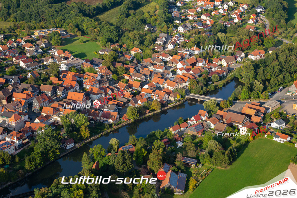 Das Luftbild der Stadt Marktzeuln wurde 2021 vom Flugzeug heraus erstellt (keine Drohne) Aufnahmehöhe ca.450 Meter- hohe Bildauflösung und Druck-Qualität garantiert!