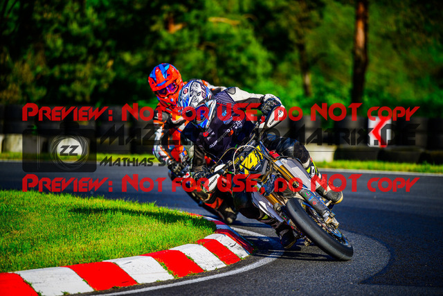 MaZZes_FotoMatrix_240511_6021986_8715 | UE40