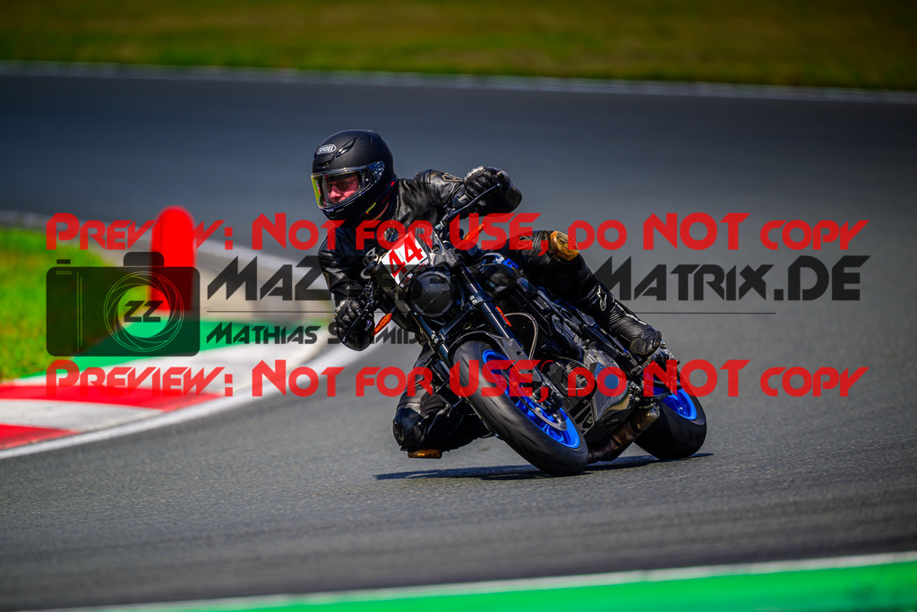 MaZZes_Fotomatrix_20250723_6007705_1627 | ROT