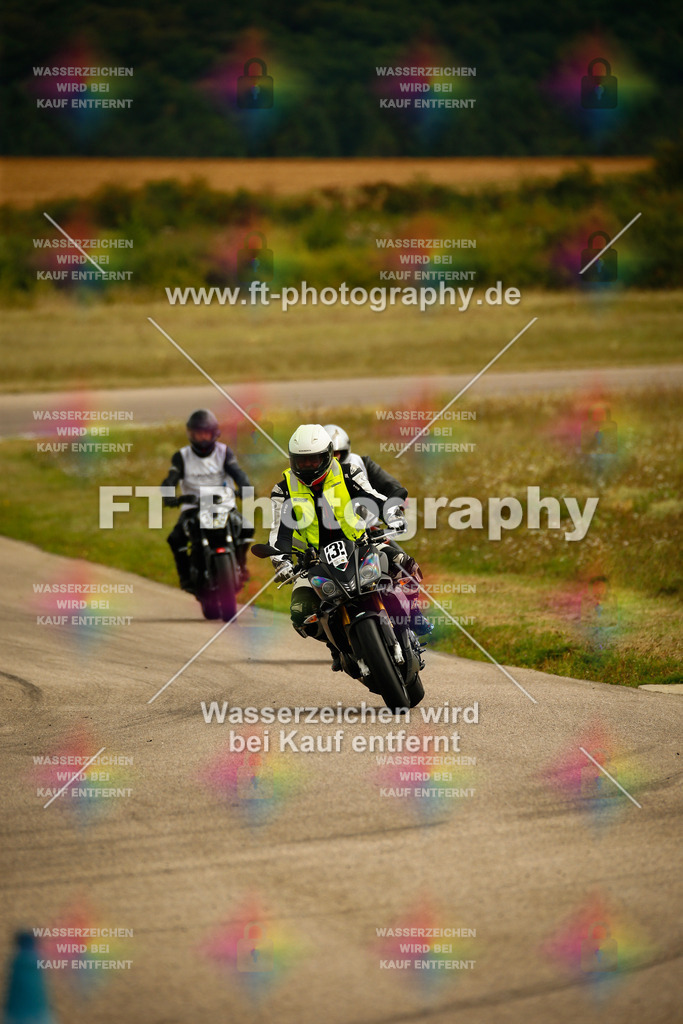 _MOT7556 | Hier findet Ihr Bilder von Touristenfahrten auf der Nürburgring Nordschleife oder von anderen Veranstaltungen die ich besucht habe. Viel Spass beim Durch Schauen 