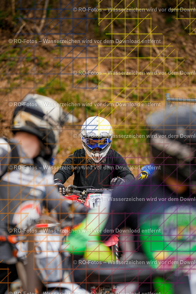 5 Lauf Mernes-104 | Sportfotografie von RO-Fotos: Motorsport, Motocross, Enduro, Laufveranstaltungen und Triathlon. Professionelle Fotos von Sportlern und Events. - Realisiert mit Pictrs.com