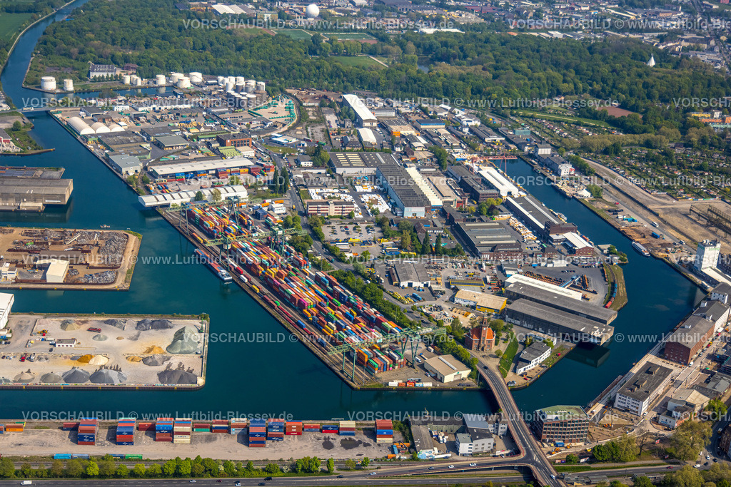 Dortmund220500796DortmunderHafen | Luftbild vom Dortmunder Hafen mit Speicherstraße und Kanalstraße, e-port-dortmund, Dortmund-Ems-Kanal, Containerhafen,  Hafen, Dortmund, Ruhrgebiet, Nordrhein-Westfalen, Deutschland 