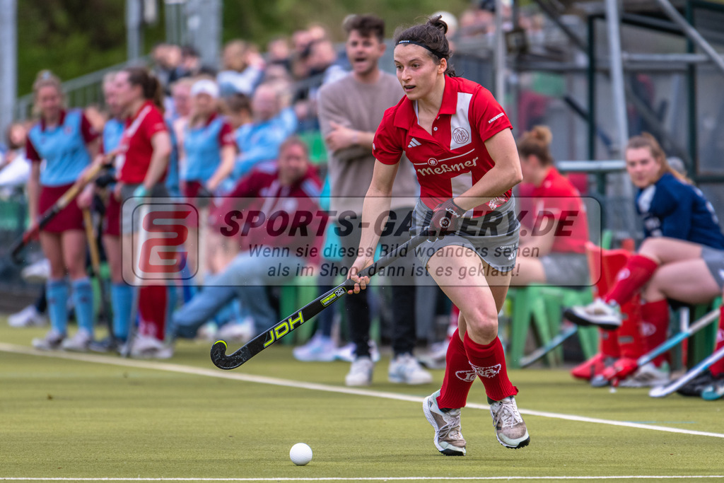 SM_20240427-D85_0178 | Playoffs:1.Bundesliga Feldhockey (W) UHC - DCadA /  1:3 (0:1)