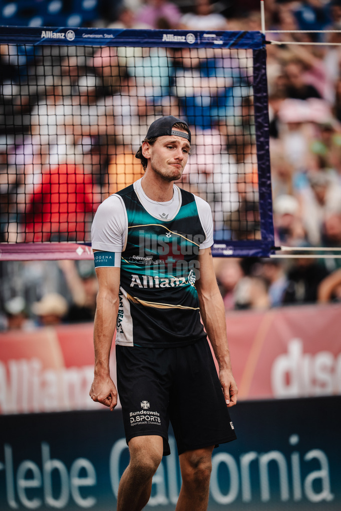 Beachvolleyball | Männer | Deutsche Meisterschaften 2025 Timmendorfer Strand | 05.09.2025 | Paul Henning ärgert sich