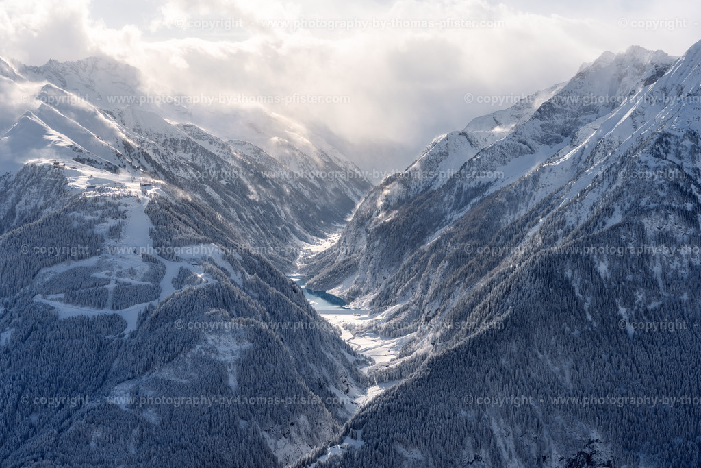 Blick ins Stilluptal copyright  Thomas Pfister-25 | PHOTOGRAPHY BY THOMAS PFISTER
