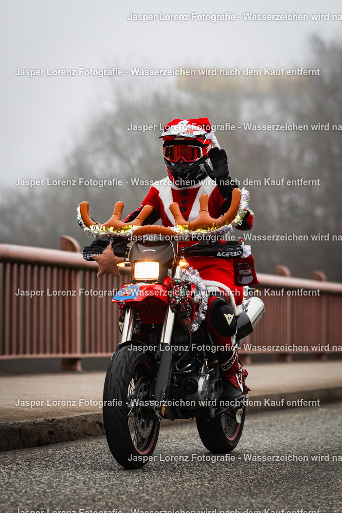 X-Mas Ride I Kiel I 2025 | Jasper Lorenz Fotografie - Realisiert mit Pictrs.com