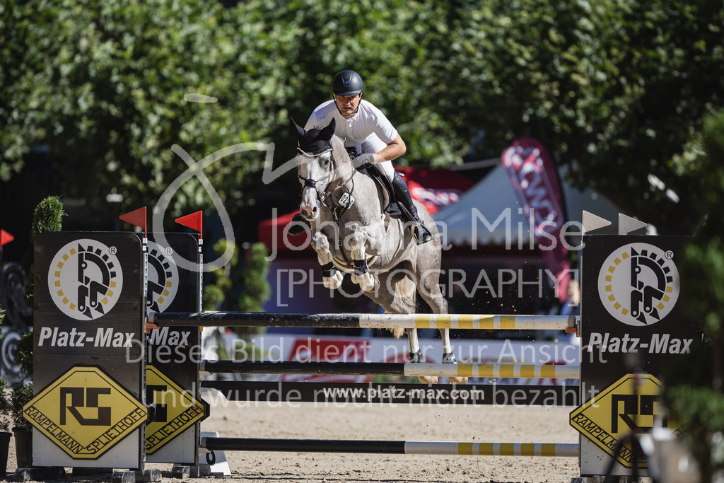 230907_OWLCh_SpringpferdeM-113 | Deine schönsten Turniermomente als professionelle Fotos! Entdecke hochwertige Pferdesport-Fotografie im Online-Shop. Jetzt Fotos finden & bestellen!