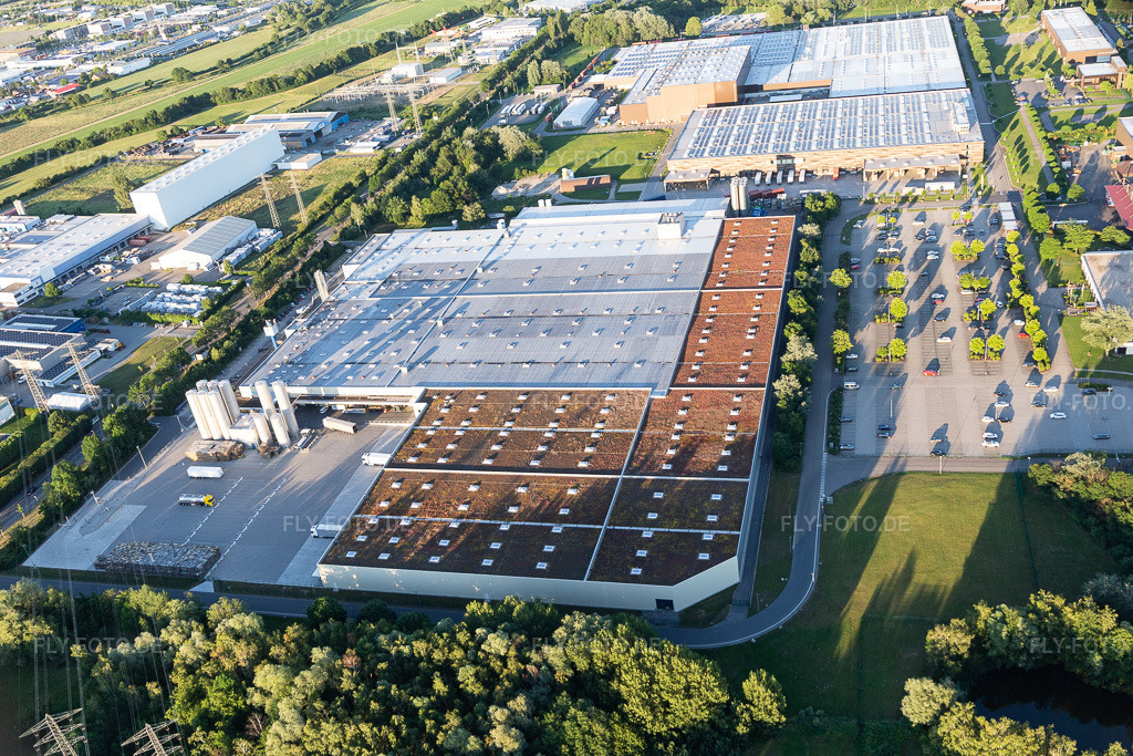 Luftbild: Refresco Group in Bruchsal im Bundesland Baden-Württemberg in Deutschland. Foto: IMG_115280.jpg vom 13.06.2019 durch Werner Riehm/FLY-FOTO.de