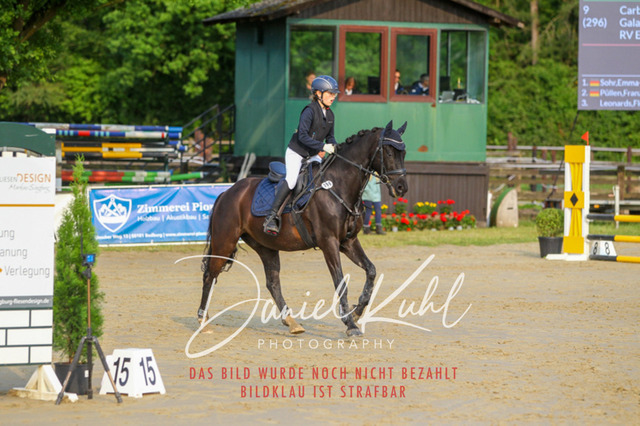 DKP40917 | Turniersportfotografie; Pferdefotografie; Dressurfotografie