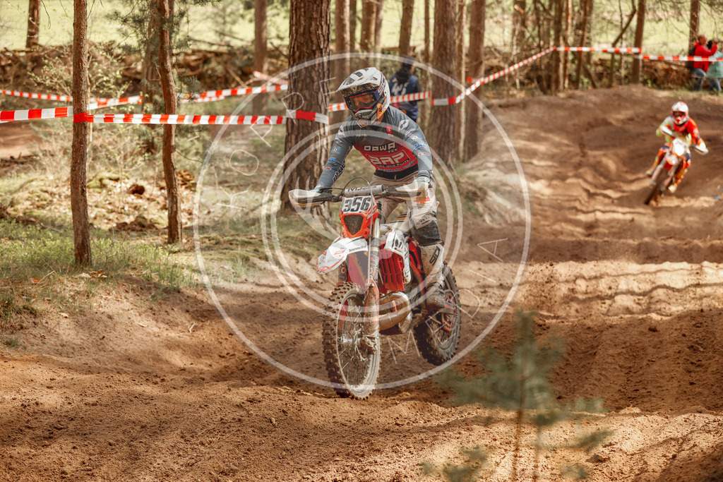 4TaktLauf1-341 | koppe-media - Realisiert mit Pictrs.com