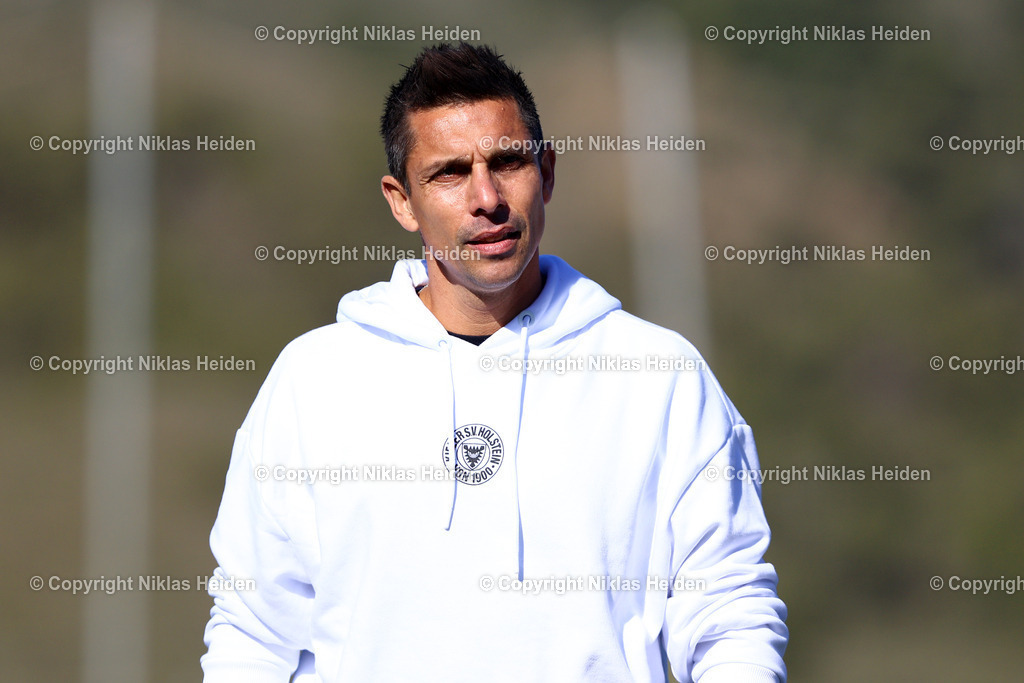 NH_HolsteinKiel_FerencvarosBudapest_Testspiel_10012025 | Marcel Rapp (Trainer, Holstein Kiel)Fußball I Herren I Testspiel I Saison 2025-2026  I Holstein Kiel - Ferencvaros Budapest I 10.01.2026 I La Manga Club (Spanien)
