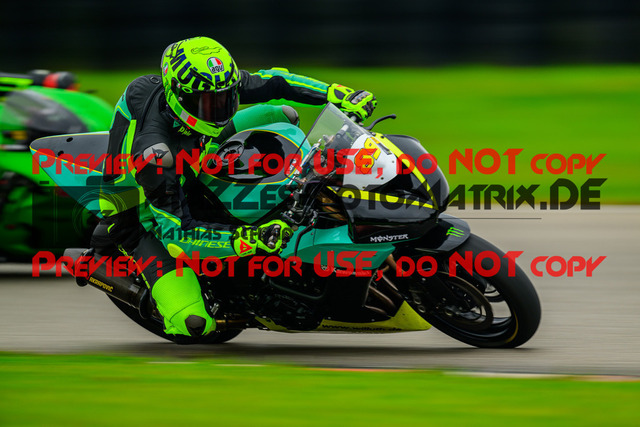 MaZZes_Fotomatrix_20241003_6007705_9009 | GELB