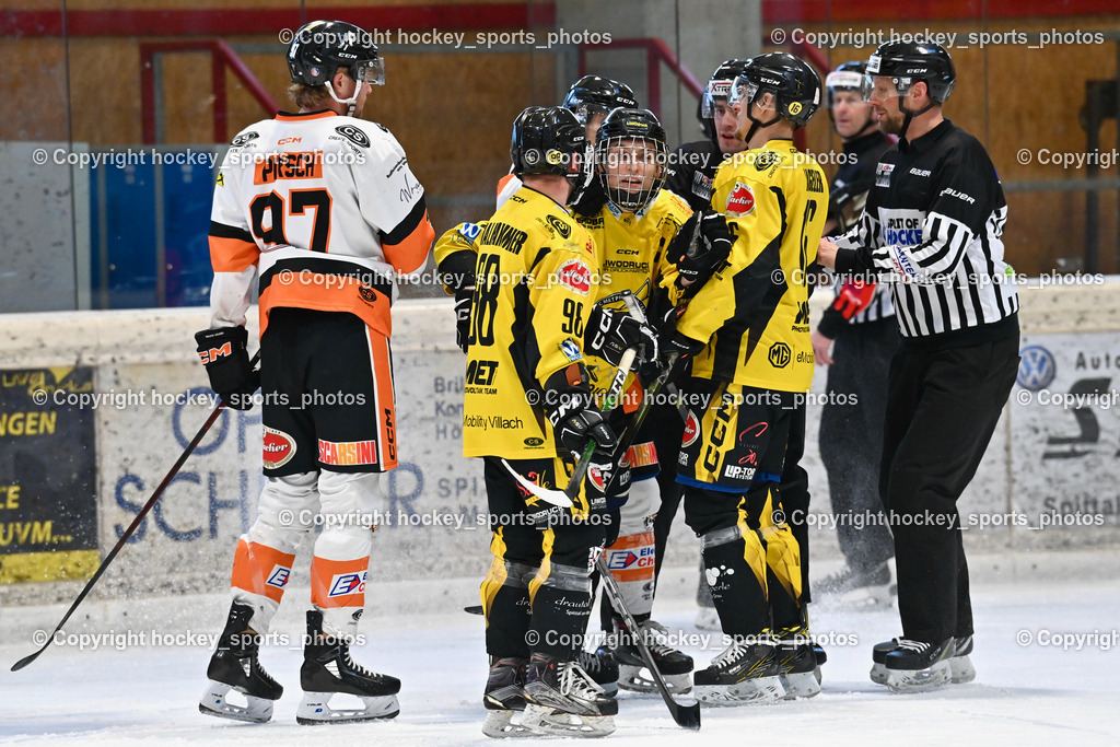 EC Hornets Spittal vs. USC Piraten Velden 18.2.2024 | #97 Pirsch Christoph USC Velden, #98 Thalhammer Dominic EC Hornets Spittal, #8 Komar Luca EC Hornets Spittal, #16 Nageler Daniel EC Hornets Spittal, Mike David Referee, EC Hornets Spittal vs. USC Piraten Velden 18.2.2024, EC Hornets Spittal vs. USC Piraten Velden 18.2.2024 am 18.02.2024 in Spittal an der Drau (Eissportzentrum Spittal), Austria, (Photo by Bernd Stefan)