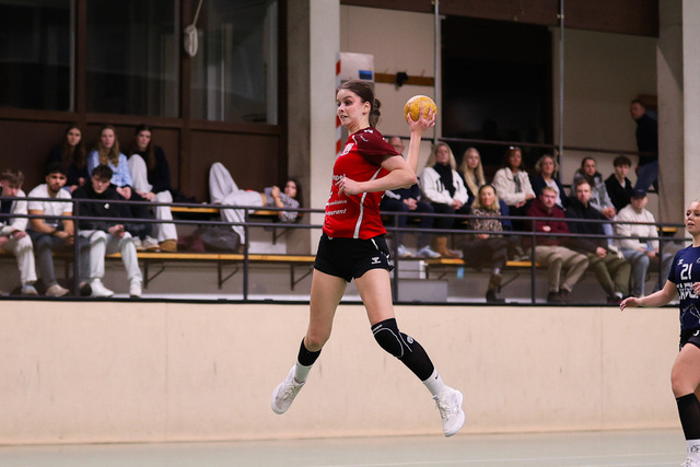 Handball I Damen I Saison 2025-2026 I Verbandsliga Süd I HSG Kalkberg 06 - MTV Dänischenhagen I 14.12.2025.60 | Julia Dütschke (20, MTV Dänischenhagen) - Realisiert mit Pictrs.com