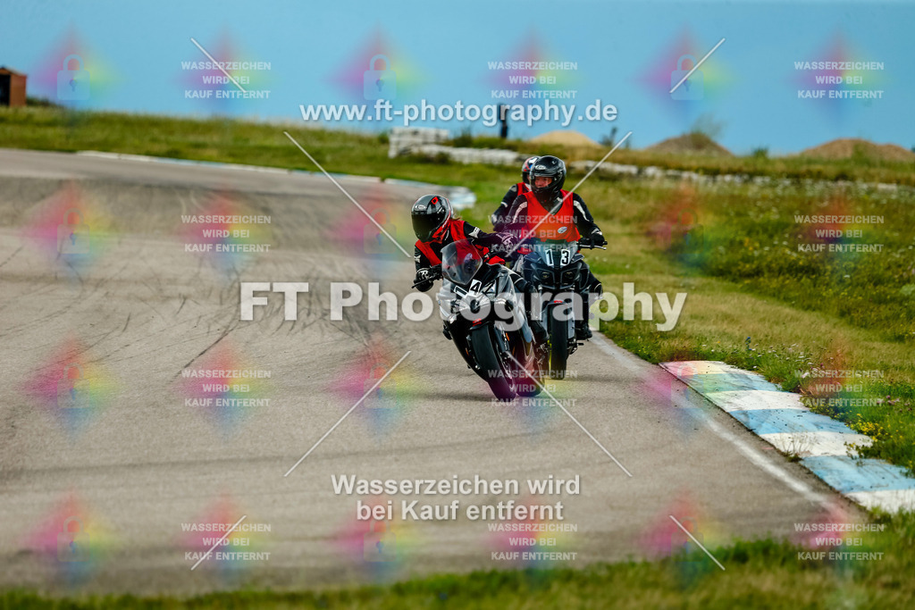 Chambley Juli-3050 | Hier findet Ihr Bilder von Touristenfahrten auf der Nürburgring Nordschleife oder von anderen Veranstaltungen die ich besucht habe. Viel Spass beim Durch Schauen 