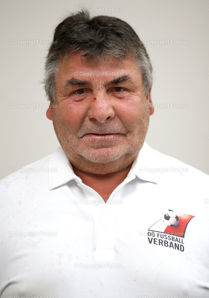 GRUPPENOBMAENNER_08 | bilder, linz, photo, foto, fussball, sport, fotolui, bundesliga