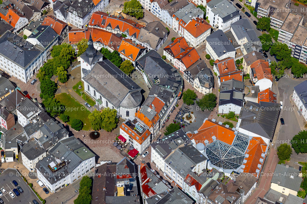 Luftbild Lüdenscheid-5031 | Luftbildfotografie Altstadtbereich und Innenstadtzentrum in Lüdenscheid an der Kirchplatz, Wilhelmstraße in Lüdenscheid - Realisiert mit Pictrs.com