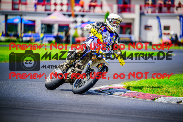 MaZZes_FotoMatrix_240713_6021986_6227 | UE40