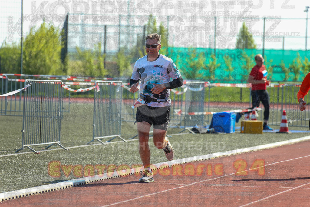 220424_1126_EX1_4693 | Sportfotografie im Rhein-Sieg Kreis, Köln, Bonn, NRW, Rheinland Pfalz, Hessen, etc. Unser Tätigkeitsfeld umfasst den Laufsport vom Volkslauf über den Marathon, Duathlon, Triathon bis zum Ultralauf wie Kölnpfad Ultra oder Schindertrail.