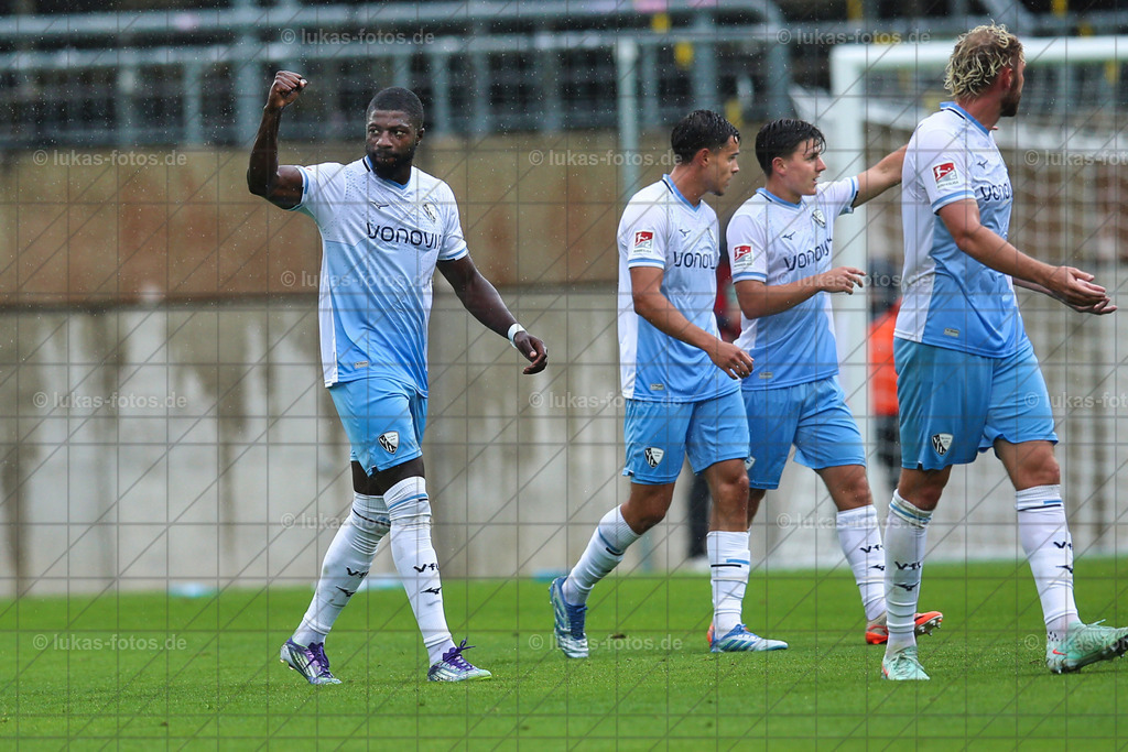 Wuppertaler SV - VfL Bochum Testspiel | Wuppertaler SV - VfL Bochum Testspiel - Realisiert mit Pictrs.com